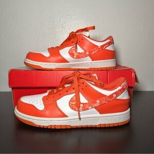 Nike Woman’s Dunk Low “Orange Paisley” size 8